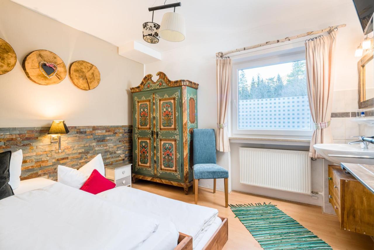 Zur Schoenen Aussicht Hotel Garni Garmisch-Partenkirchen Luaran gambar